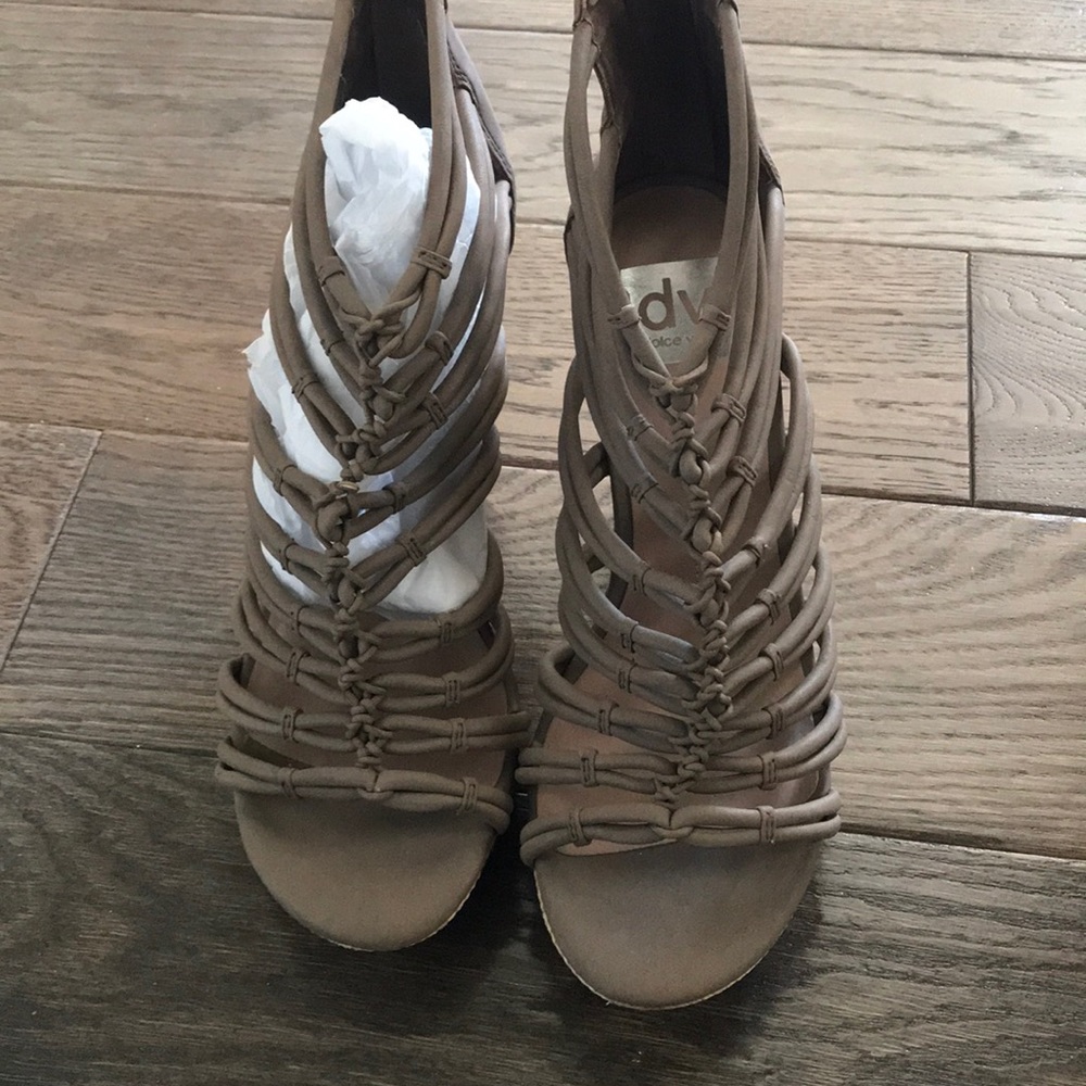Dolce vita wedge sandal